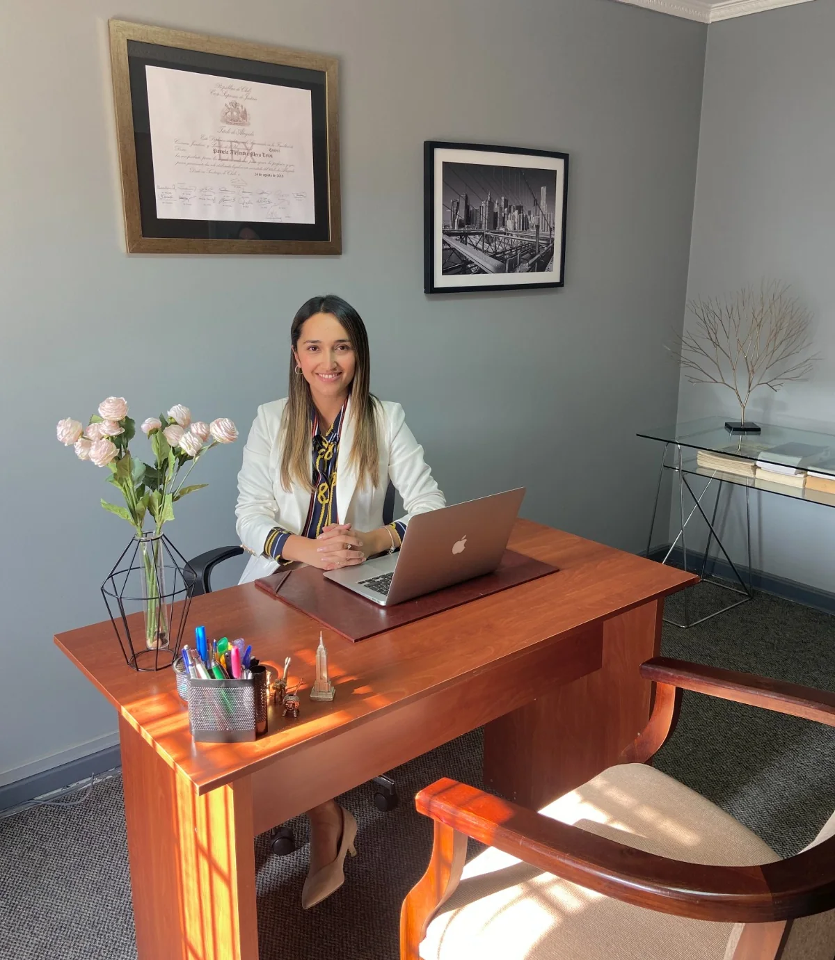 Pamela Mera, abogada de familia — Abogados de Confianza